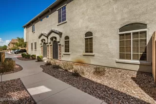 Photo #3: 6598346 Listing 