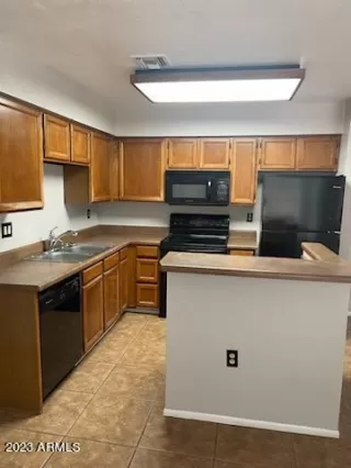 Photo #3: 6598431 Listing 