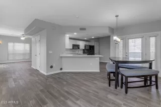 Photo #3: 6598480 Listing 