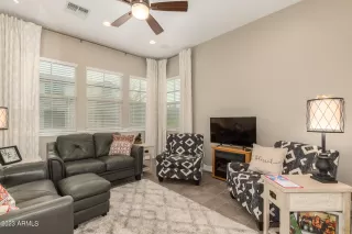 Photo #3: 6598769 Listing