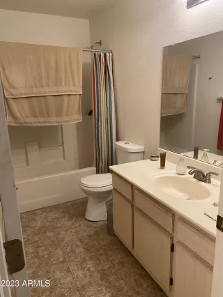 Photo #6: 6599007 Listing