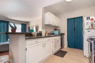 Photo #3: 6599030 Listing