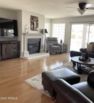 Photo #2: 6599067 Listing 