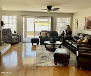 Photo #4: 6599067 Listing 