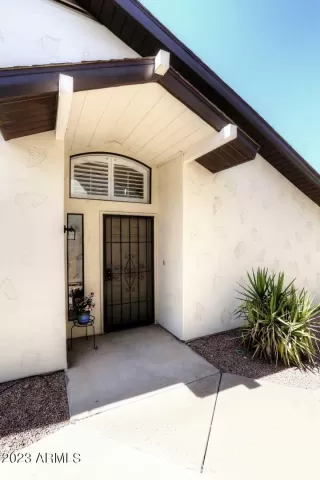 Photo #2: 6599595 Listing