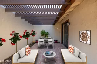 Photo #3: 6599703 Listing