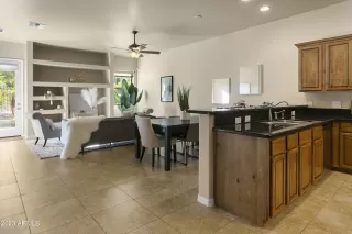 Photo #2: 6599832 Listing 