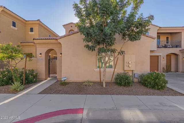 MLS: 6599864 Condo For Sale