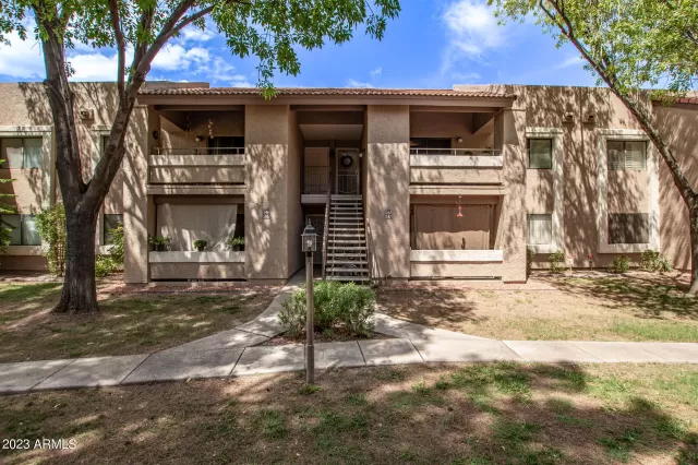 MLS: 6600120 Condo For Sale