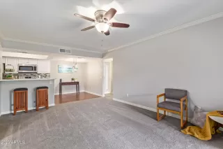 Photo #5: 6600120 Listing