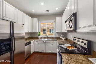 Photo #2: 6600279 Listing