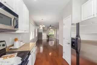 Photo #5: 6600279 Listing