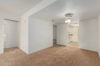 Photo #6: 6600280 Listing