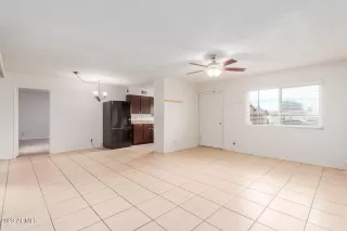 Photo #5: 6600359 Listing