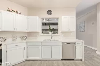 Photo #2: 6600419 Listing 