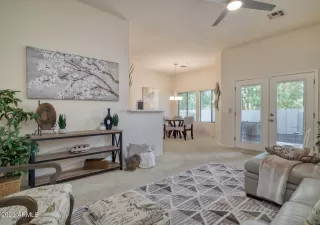 Photo #4: 6600757 Listing 