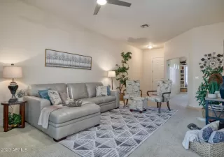 Photo #6: 6600757 Listing 