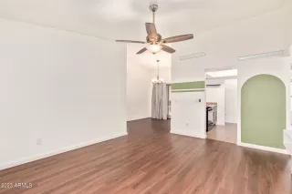 Photo #6: 6600837 Listing 