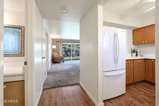 Photo #5: 6600887 Listing