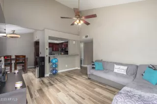 Photo #5: 6601247 Listing