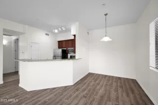 Photo #3: 6601299 Listing