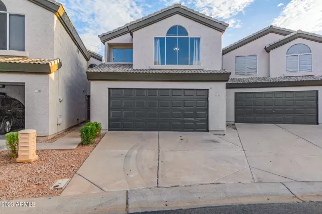 MLS: 6601592 Condo For Sale