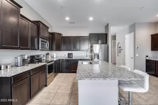 Photo #1: 6602140 Listing