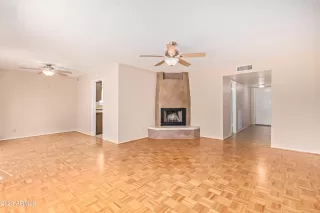 Photo #4: 6602227 Listing