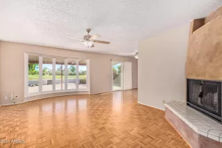 Photo #6: 6602227 Listing