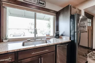 Photo #5: 6602378 Listing 