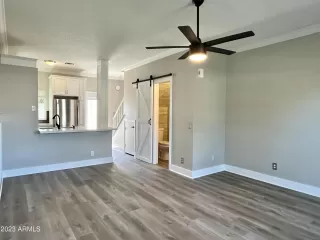 Photo #3: 6602554 Listing