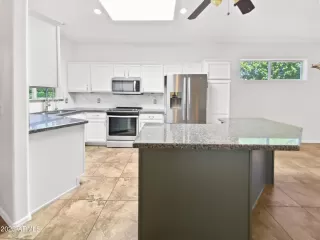 Photo #4: 6602977 Listing 