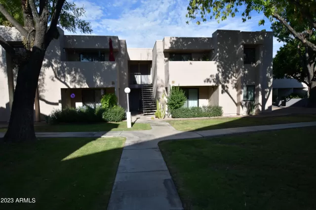 MLS: 6603073 Condo For Sale
