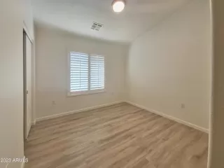 Photo #5: 6603204 Listing