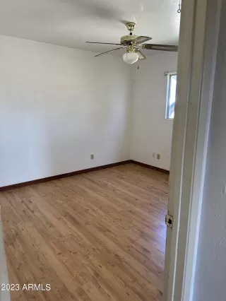 Photo #6: 6603755 Listing