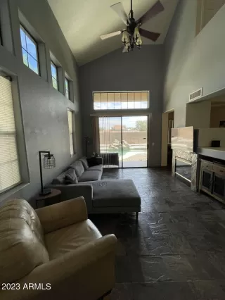 Photo #2: 6603897 Listing