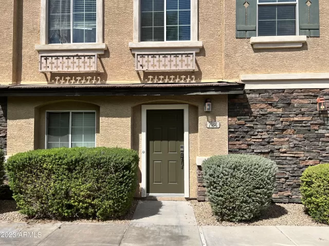 MLS: 6603958 Condo For Sale