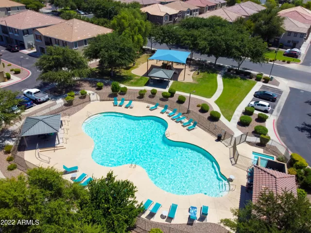 MLS: 6604553 Condo For Sale