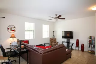 Photo #5: 6604553 Listing