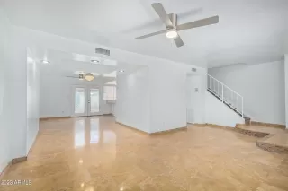 Photo #4: 6604570 Listing