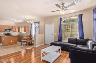 Photo #4: 6604611 Listing