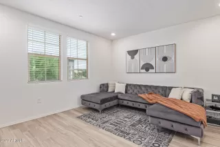 Photo #5: 6604744 Listing 