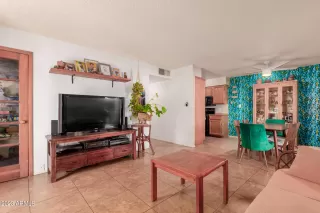 Photo #3: 6604795 Listing