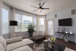 Photo #3: 6605289 Listing