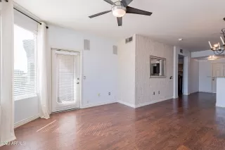 Photo #4: 6605289 Listing