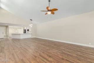 Photo #3: 6606435 Listing 