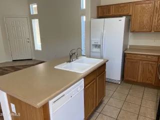 Photo #3: 6606454 Listing 