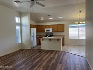 Photo #4: 6606454 Listing 