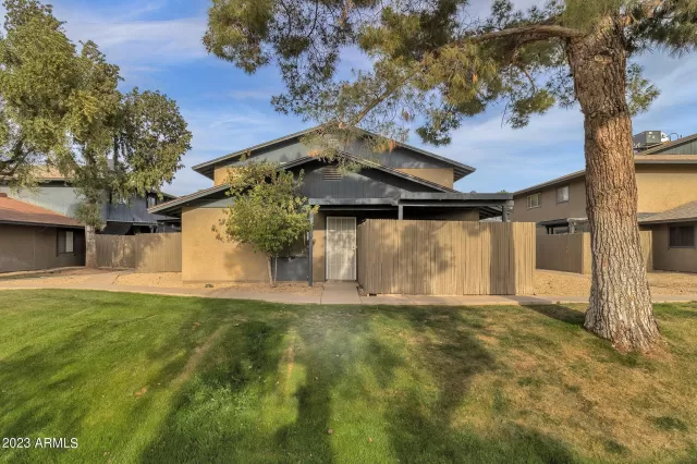 MLS: 6606570 Condo For Sale