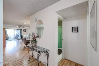 Photo #3: 6606579 Listing